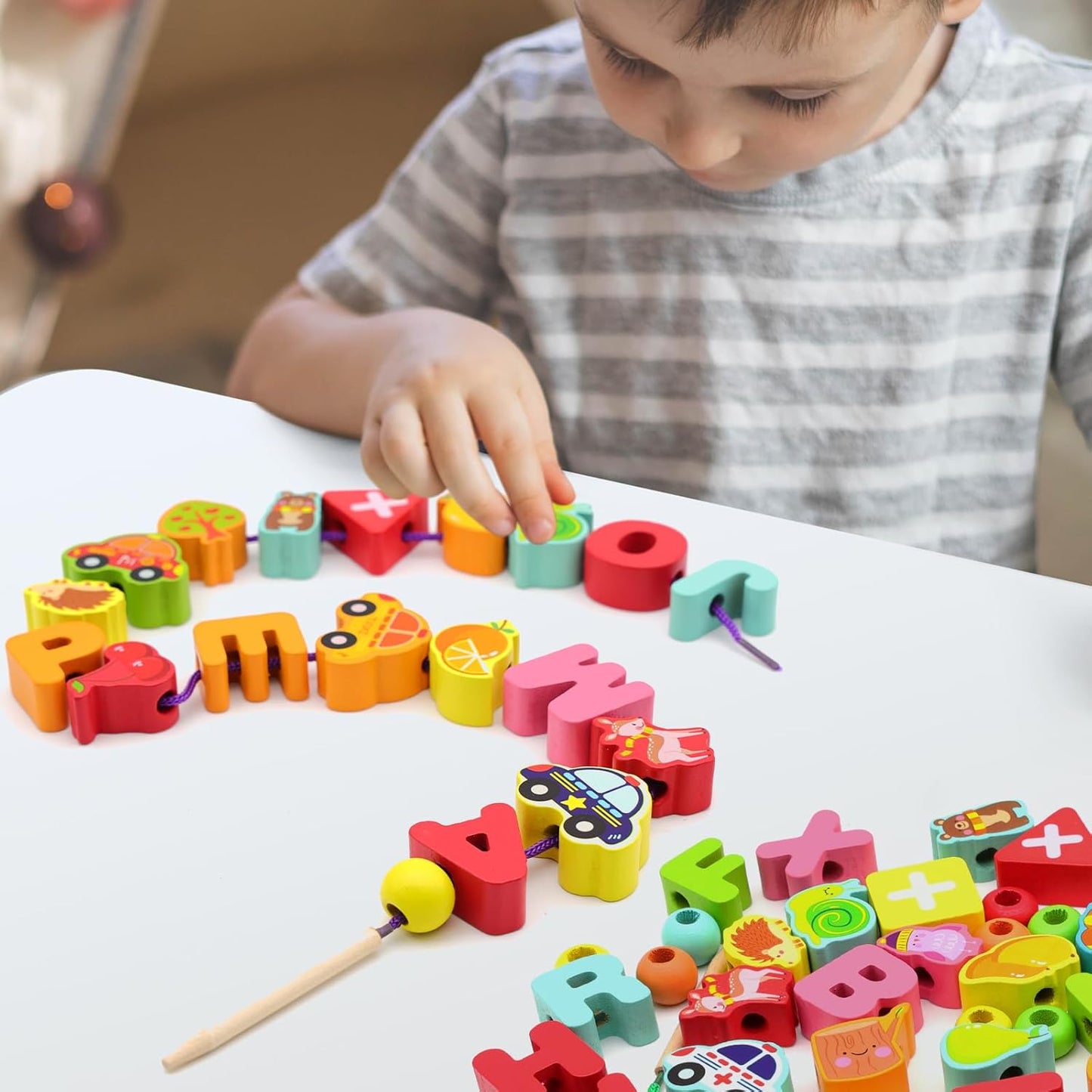 Ensemble de 100 Jouets de Filetage pour Enfants