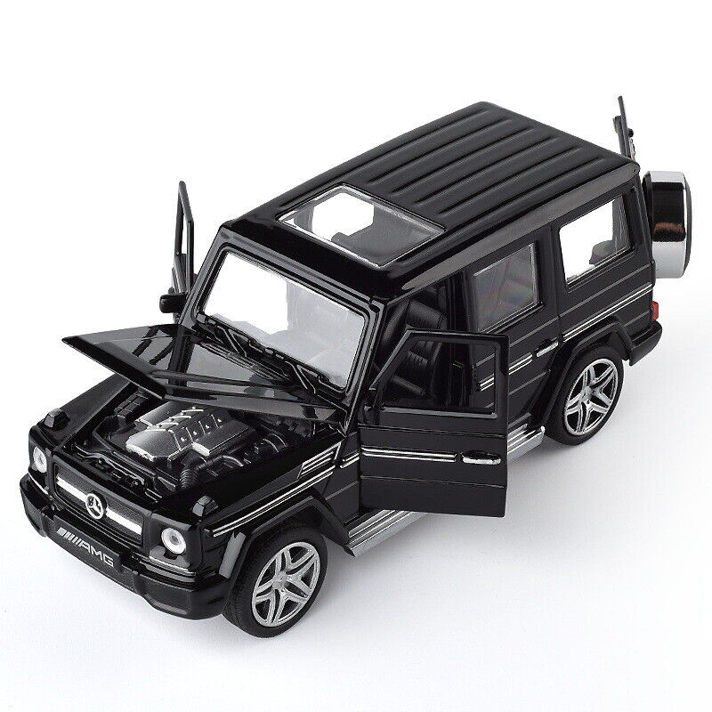 Modèle réduit Mercedes Benz G Class AMG65 (1:32)