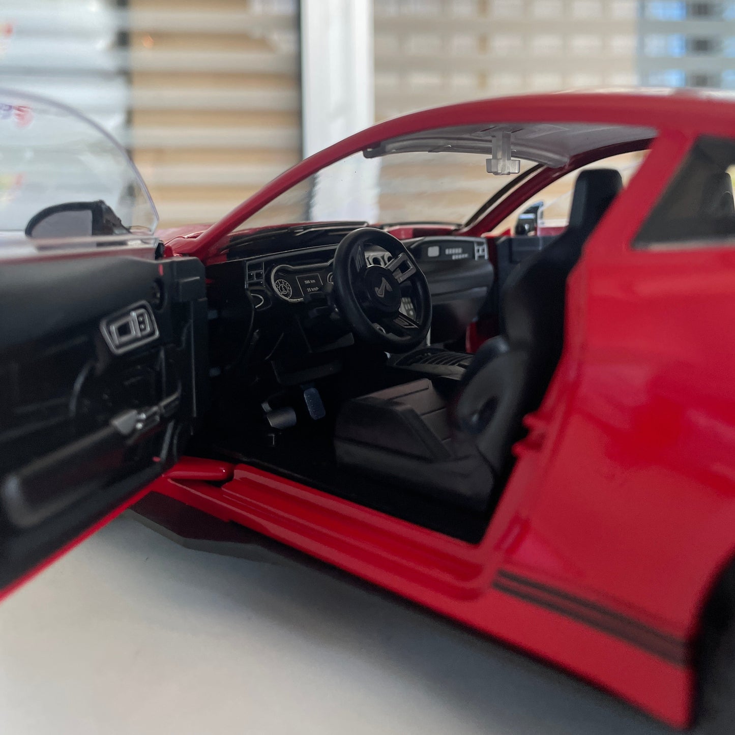 Modèle réduit Ford Mustang Shelby GT500 (1:18)