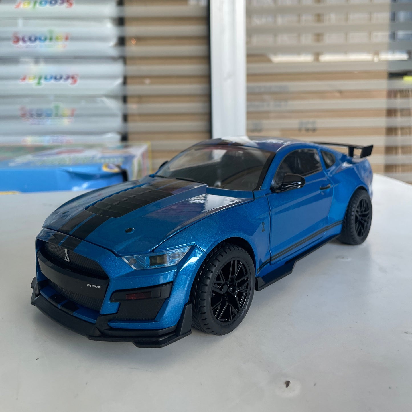 Modèle réduit Ford Mustang Shelby GT500 (1:18)