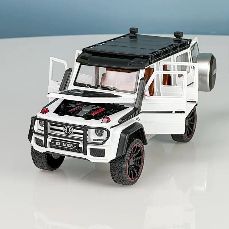 Modèle réduit G Class 4x4² (1:22)