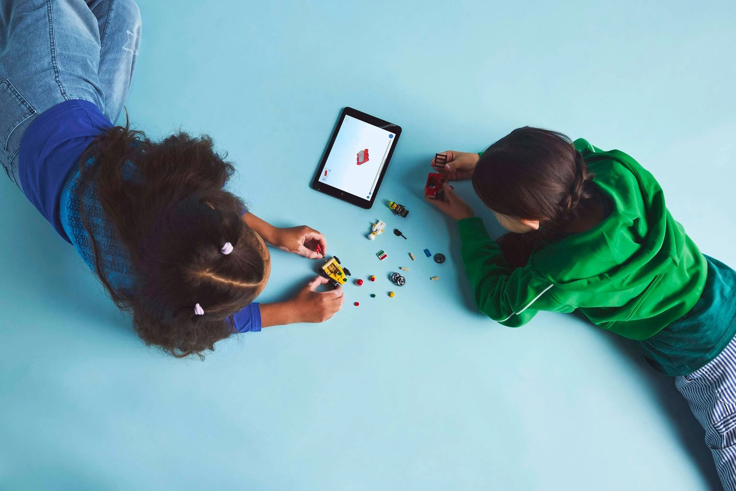 Pack de bolides de course : camion de pizza contre camion de pompiers - LEGO® City