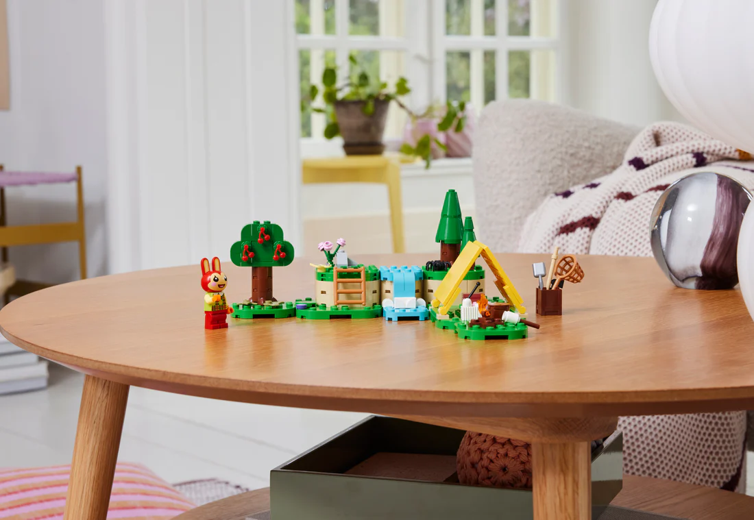 LEGO® Animal Crossing™ – Activités de plein air de Clara