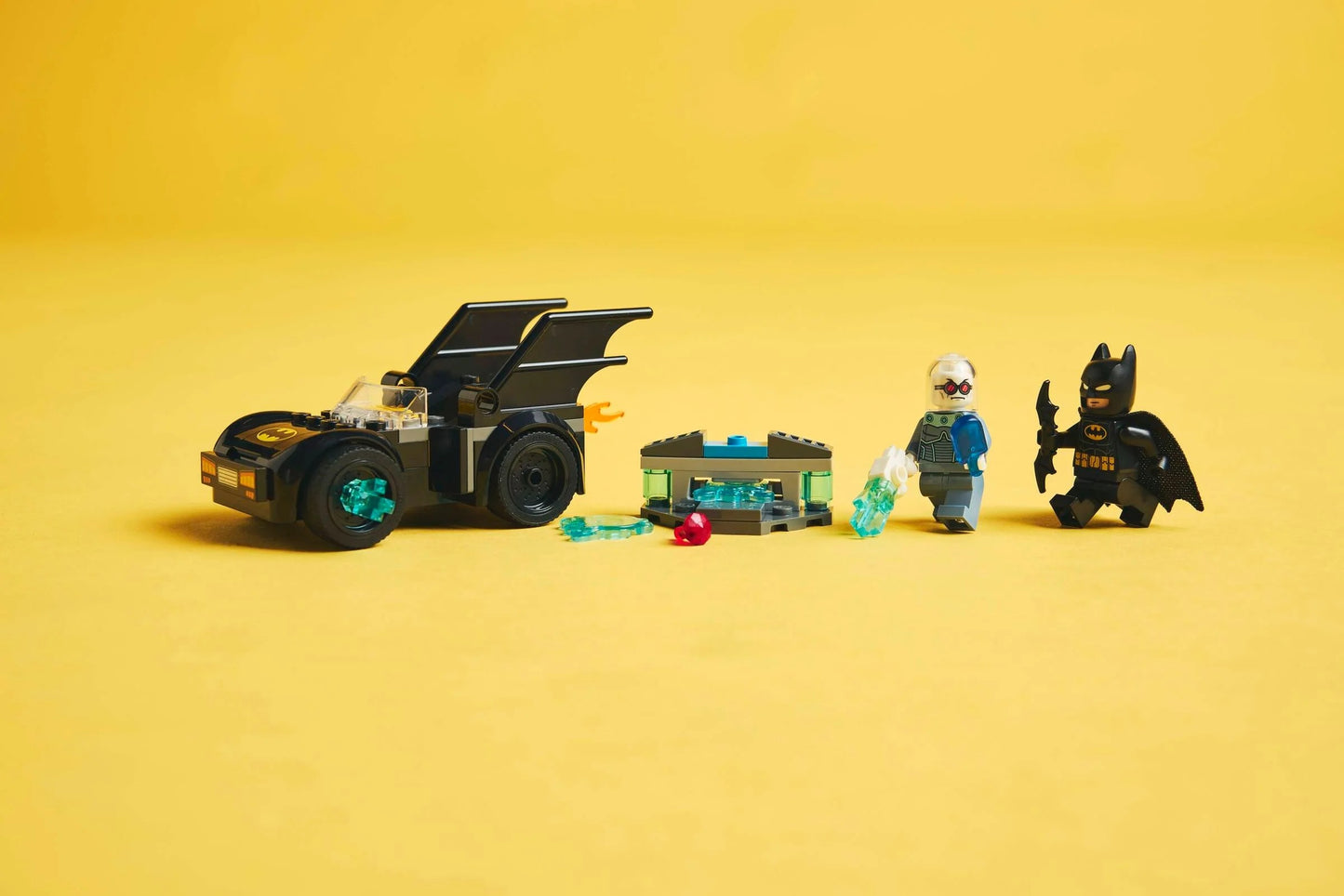Batman™ et la Batmobile™ contre Mr. Freeze™ - LEGO® DC